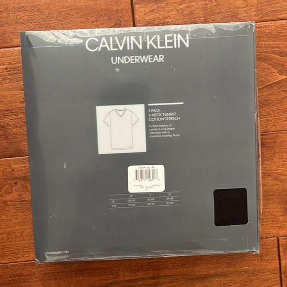 Calvin Klein V-Neck T-Shirt  3 pack cotton stretch XL Black - Picture 6 of 6